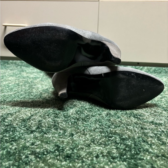 Gray leather/suede boots. Steve Madden - Picture 4 of 4